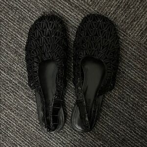 Leather woven sandals